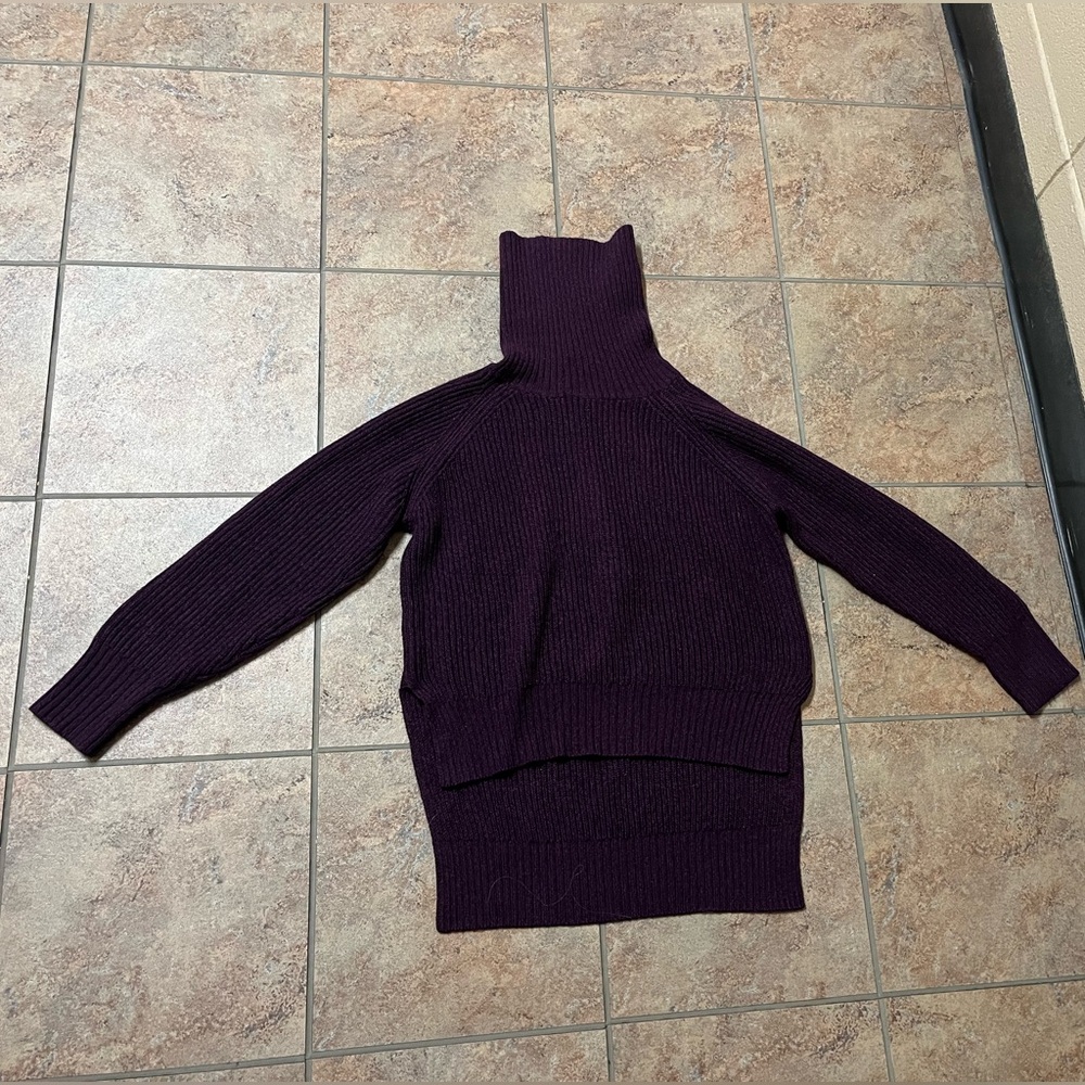 Wilfred Free Purple 100% Wool Turtleneck High Low Sweater Size S